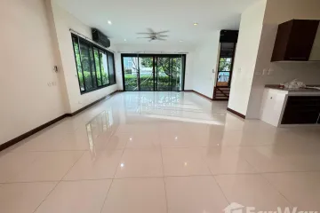 4 Bedroom House for rent in Khlong Tan Nuea, Bangkok
