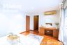 3 Bedroom Apartment for rent in Ma Peng Seng Apartment, Khlong Toei Nuea, Bangkok near BTS Asoke