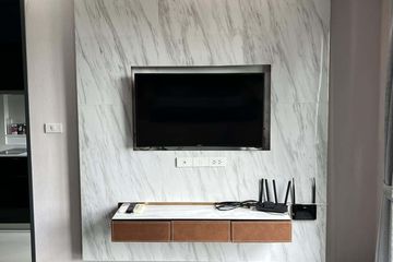 1 Bedroom Condo for rent in Bang Lamphu Lang, Bangkok near BTS Wongwian Yai