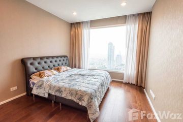 2 Bedroom Condo for rent in Wat Phraya Krai, Bangkok