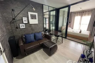 1 Bedroom Condo for rent in Bang Wa, Bangkok near MRT Phetkasem 48