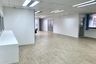 Office for rent in Silom, Bangkok near BTS Chong Nonsi