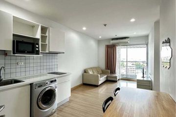 2 Bedroom Condo for rent in Bang Yi Ruea, Bangkok near BTS Pho Nimit
