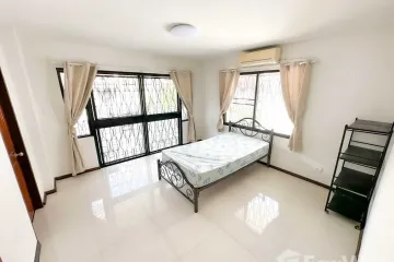 3 Bedroom House for rent in Bang Chak, Bangkok