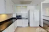 3 Bedroom Condo for rent in Ruamrudee House, Lumpini, Bangkok near BTS Ploen Chit