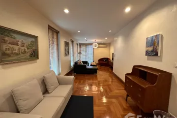 3 Bedroom Condo for rent in Chez Moi Bangkok Serviced Apartment, Khlong Tan, Bangkok near BTS Thong Lo