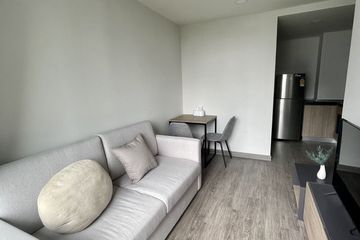 1 Bedroom Condo for rent in Bang Lamphu Lang, Bangkok near BTS Krung Thon Buri