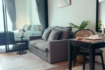 1 Bedroom Condo for rent in Khlong Tan Nuea, Bangkok near BTS Ekkamai