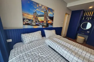 Condo for rent in Bang Sue, Bangkok near MRT Tao Poon