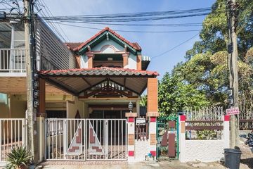 2 Bedroom Townhouse for rent in Bang Na, Bangkok near MRT Si Iam