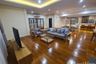5 Bedroom House for rent in Phra Khanong, Bangkok near BTS Phra Khanong