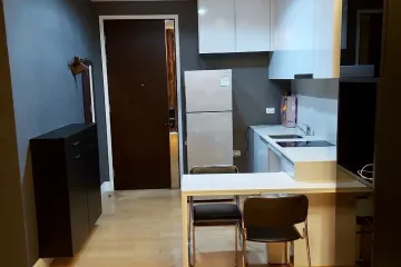 1 Bedroom Condo for rent in Chom Phon, Bangkok near MRT Phahon Yothin