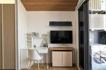 1 Bedroom Condo for rent in Wang Mai, Bangkok near MRT Sam Yan