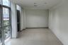 Office for rent in Rassamee Tavorn Building, Suriyawong, Bangkok near BTS Surasak