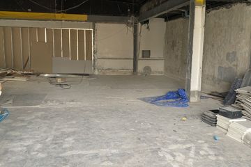 Commercial for rent in Khlong Tan Nuea, Bangkok