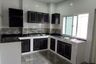 6 Bedroom Townhouse for rent in Wong Sawang, Bangkok near MRT Wong Sawang