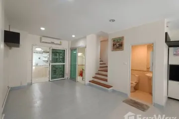 3 Bedroom Townhouse for rent in Hua Mak, Bangkok