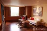 1 Bedroom Condo for rent in Newland Condominium, Khlong Tan Nuea, Bangkok near MRT Sukhumvit