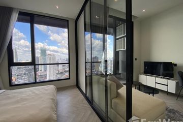1 Bedroom Condo for rent in Bang Lamphu Lang, Bangkok near BTS Krung Thon Buri
