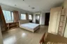 3 Bedroom Apartment for rent in P.W.T. Mansion, Khlong Toei, Bangkok near MRT Queen Sirikit National Convention Centre