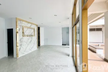 Commercial for rent in Khlong Toei Nuea, Bangkok near MRT Sukhumvit