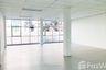 Office for rent in Metha Wattana Building, Khlong Toei Nuea, Bangkok near MRT Sukhumvit