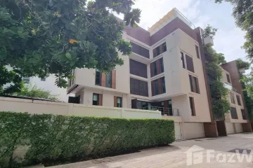 3 Bedroom Condo for rent in Baan Lux-Sathon, Chong Nonsi, Bangkok near MRT Khlong Toei