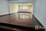 2 Bedroom Commercial for rent in Bang Khun Si, Bangkok near MRT Fai Chai