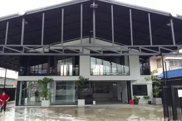 Office for rent in Wang Thonglang, Bangkok near MRT Chok Chai 4