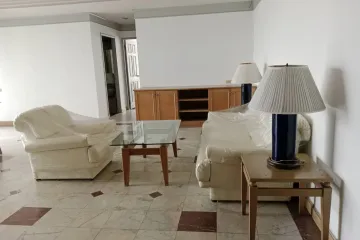 3 Bedroom Apartment for rent in Saint Louis Mansion, Thung Wat Don, Bangkok near BTS Sueksa Witthaya