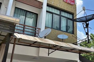 1 Bedroom House for rent in Tha Raeng, Bangkok near MRT Vatcharaphon