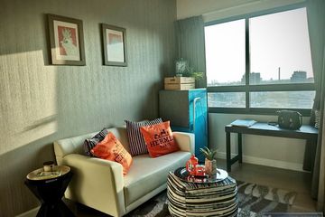 Condo for rent in Thung Maha Mek, Bangkok near MRT Lumpini