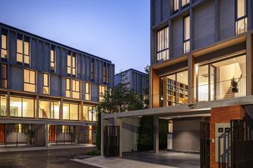 3 Bedroom Townhouse for rent in Saphan Sung, Bangkok