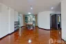 3 Bedroom Condo for rent in Tiara Mansion, Khlong Tan Nuea, Bangkok