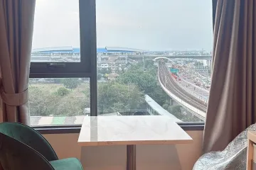 2 Bedroom Condo for rent in Pak Khlong Phasi Charoen, Bangkok near MRT Bang Wa