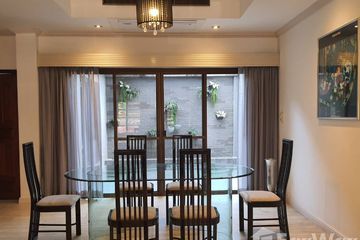 3 Bedroom Townhouse for rent in Khlong Tan Nuea, Bangkok