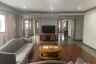 3 Bedroom Condo for rent in United Tower, Khlong Tan Nuea, Bangkok near BTS Thong Lo