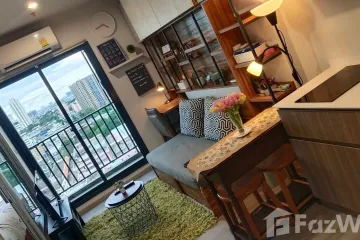 1 Bedroom Condo for rent in Bang Yi Khan, Bangkok near MRT Bang Yi Khan