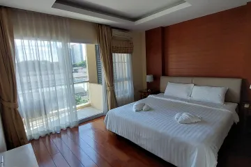 1 Bedroom Apartment for rent in Phra Khanong, Bangkok near BTS Ekkamai