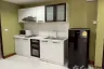 1 Bedroom Condo for rent in Le Cosi Ekamai 28, Khlong Tan Nuea, Bangkok near BTS Thong Lo