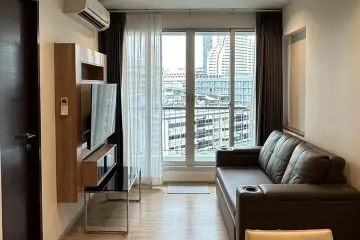 1 Bedroom Condo for rent in Thung Wat Don, Bangkok near BTS Saphan Taksin