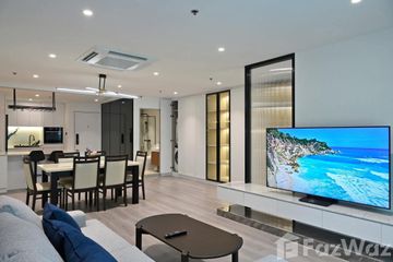 2 Bedroom Condo for rent in Sukhumvit Living Town, Khlong Toei Nuea, Bangkok near MRT Phetchaburi