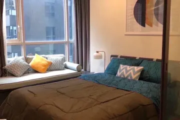 1 Bedroom Condo for rent in XT Huaikhwang, Din Daeng, Bangkok near MRT Huai Khwang