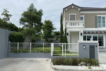 2 Bedroom House for rent in Dokmai, Bangkok