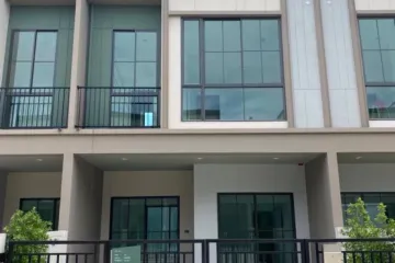 2 Bedroom House for rent in Saphan Sung, Bangkok