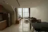 1 Bedroom Condo for rent in The Emporio Place, Khlong Tan, Bangkok near BTS Phrom Phong