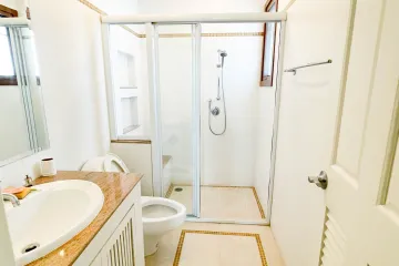 4 Bedroom House for rent in Suan Luang, Bangkok near MRT Khlong Kalantan