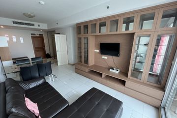2 Bedroom Condo for rent in Bang Lamphu Lang, Bangkok