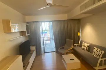 2 Bedroom Condo for rent in Khlong Toei Nuea, Bangkok near MRT Phetchaburi