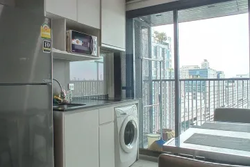 1 Bedroom Condo for rent in Chom Phon, Bangkok near MRT Lat Phrao